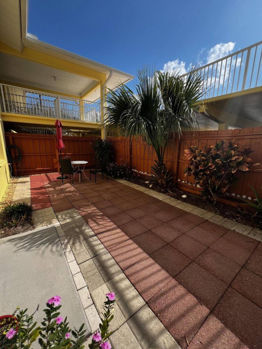 Apartment for rent at 11195 Roseland Rd #5, Sebastian, FL 32958