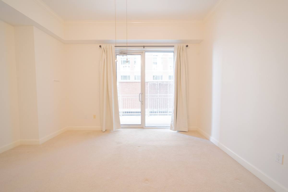 Condo for rent at 2520 Robinhood St #505, Houston, TX 77005