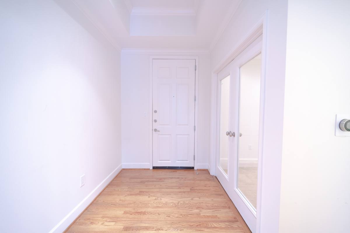 Condo for rent at 2520 Robinhood St #505, Houston, TX 77005