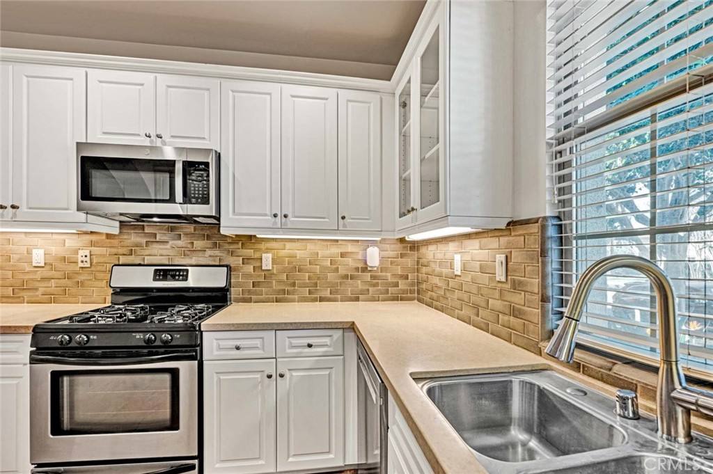Apartment for rent at 82 Vintage #82, Irvine, CA 92620