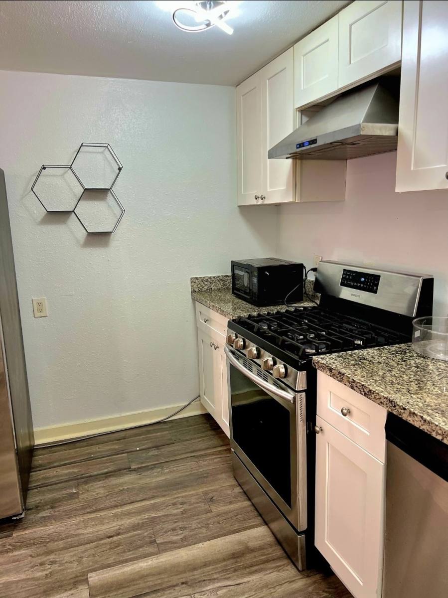 Apartment for rent at 2606 Stanford St #3, Houston, TX 77006