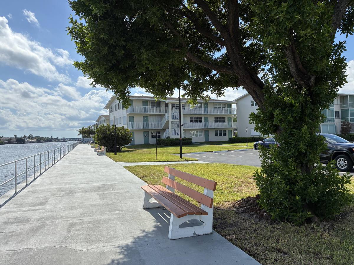 Apartment for rent at 650 Horizons Ave E #107, Boynton Beach, FL 33435