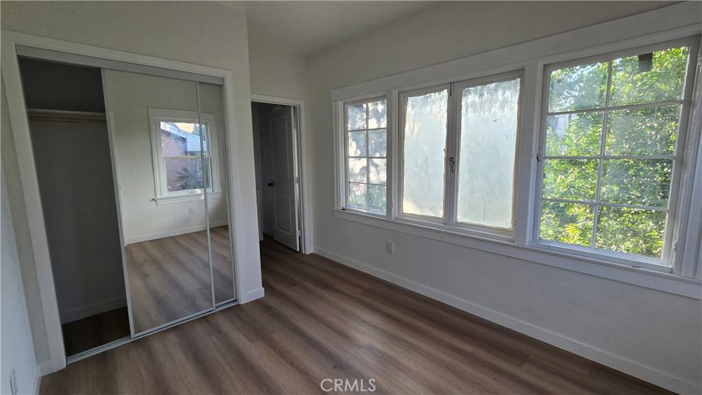Apartment for rent at 1038 Beacon Ave, Los Angeles, CA 90015