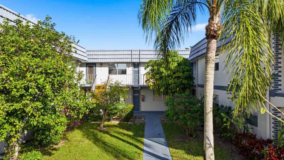 Apartment for rent at 374 Tuscany Lane #374G, Delray Beach, FL 33446
