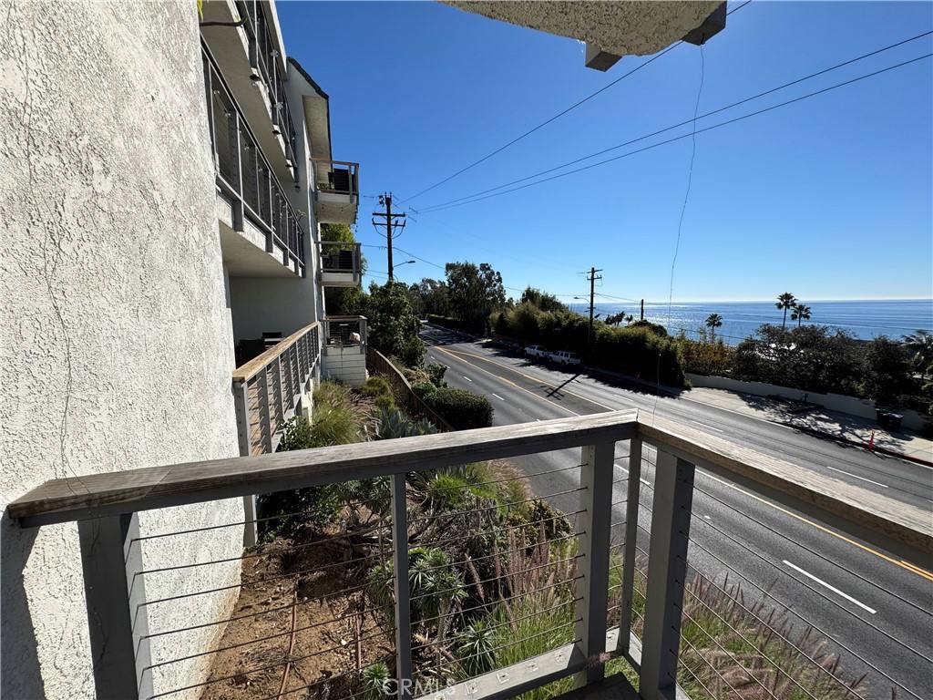 Apartment for rent at 222 Arch St #222-3, Laguna Beach, CA 92651