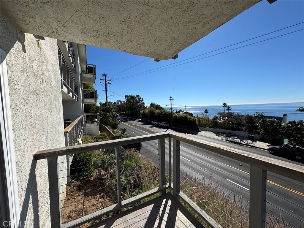 Apartment for rent at 222 Arch St #222-3, Laguna Beach, CA 92651