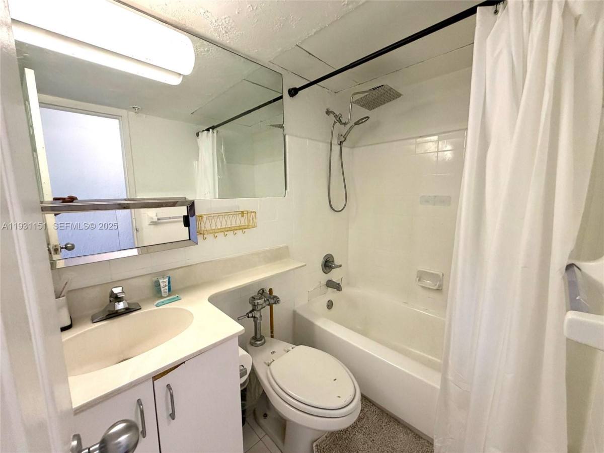 Apartment for rent at 1500 Bay Rd #1500484S, Miami Beach, FL 33139