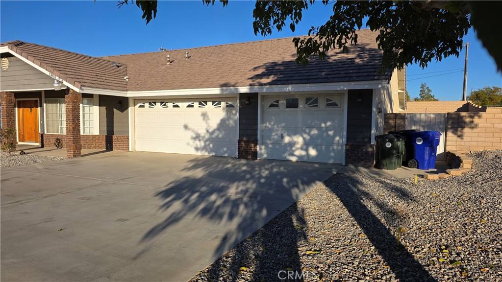 Apartment for rent at 13863 Choco Rd, Apple Valley, CA 92307