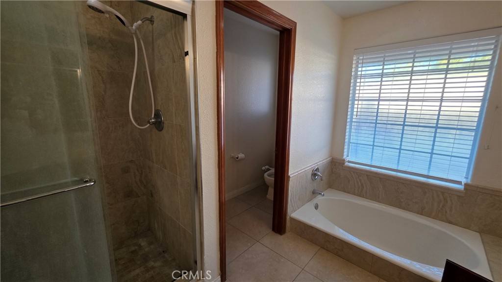 Apartment for rent at 13863 Choco Rd, Apple Valley, CA 92307