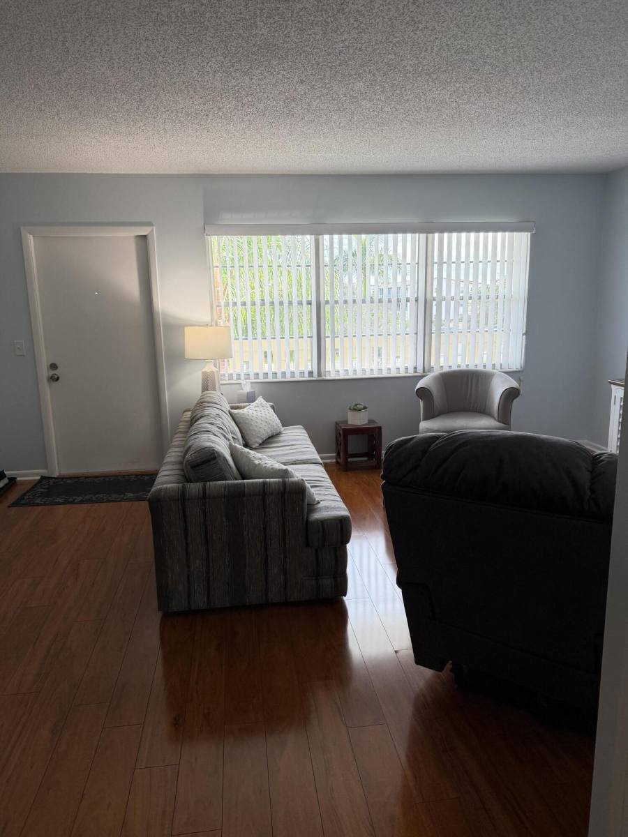 Apartment for rent at 3062 Ainslie Dr, Boca Raton, FL 33434