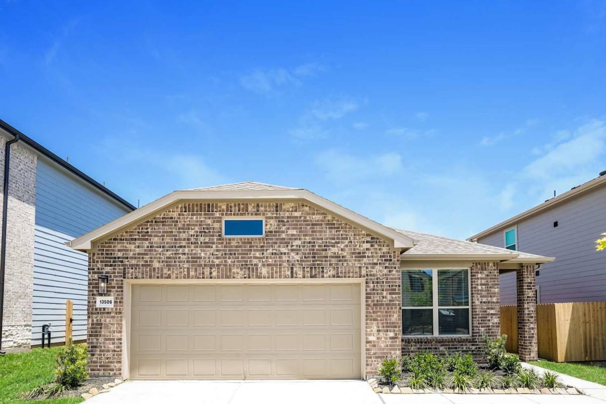 Apartment for rent at 13506 Maltessa Dr, Magnolia, TX 77354