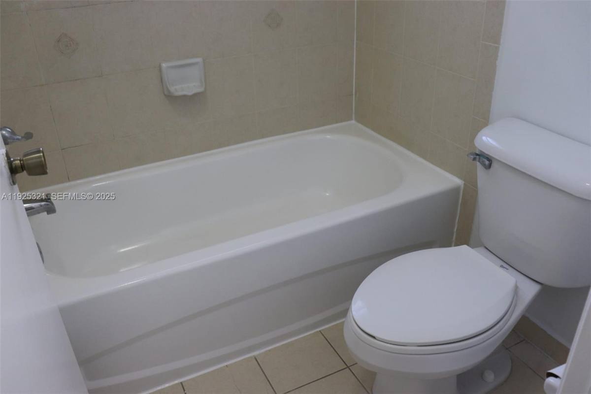 Townhouse for rent at 2940 SE 15th Terrace, Homestead, FL 33035