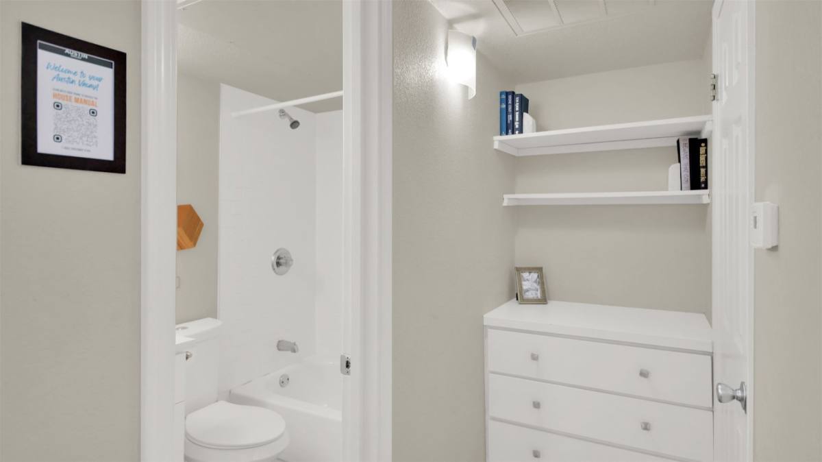 Apartment for rent at 4501 Speedway #104, Austin, TX 78751