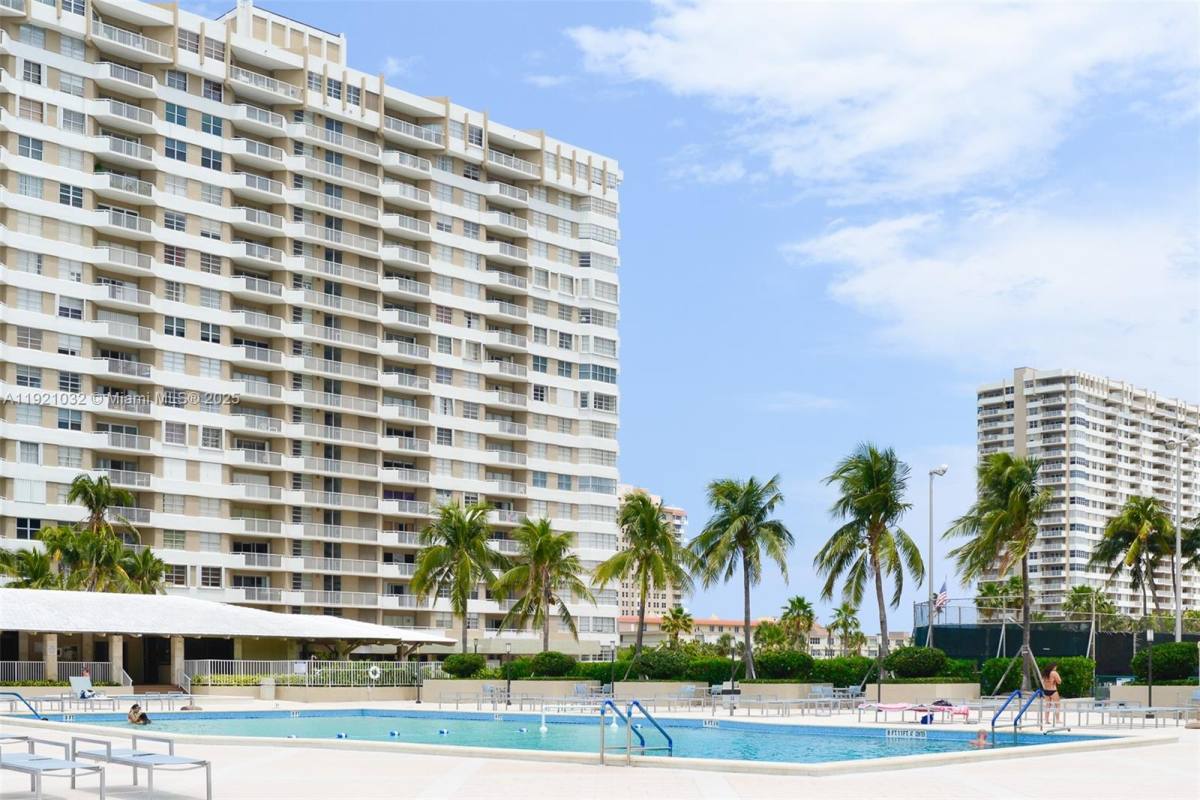 Apartment for rent at 1985 S Ocean Dr #198517H, Hallandale, FL 33009