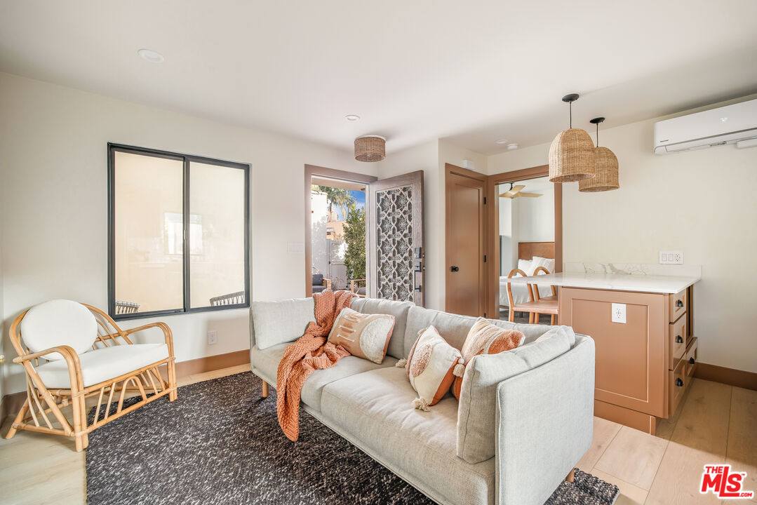 Apartment for rent at 1031 1 2 Havenhurst Dr, Los Angeles, CA 90046