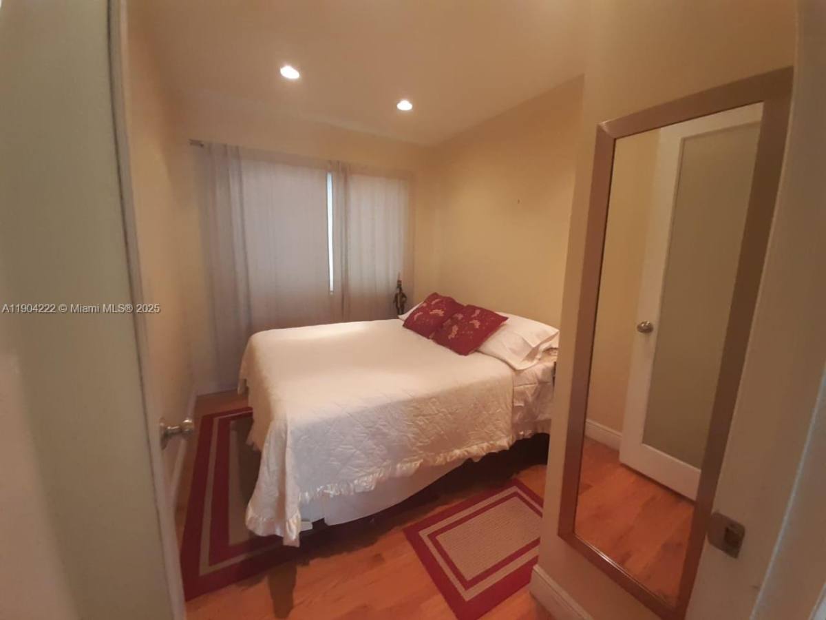 Apartment for rent at 744 Lenox Ave #744-3, Miami Beach, FL 33139