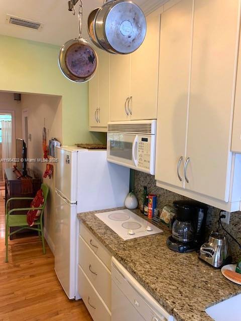 Apartment for rent at 744 Lenox Ave #744-3, Miami Beach, FL 33139