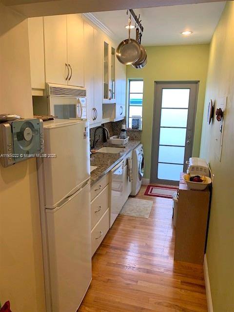 Apartment for rent at 744 Lenox Ave #744-3, Miami Beach, FL 33139