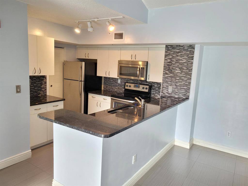 Condo for rent at 2600 S University Dr #322, Fort Lauderdale, FL 33328