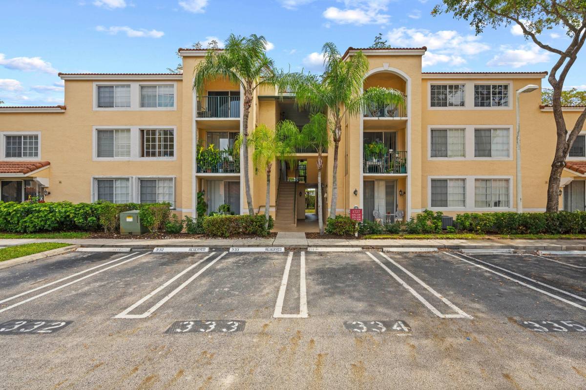 Condo for rent at 1727 Village Blvd #306, West Palm Beach, FL 33409