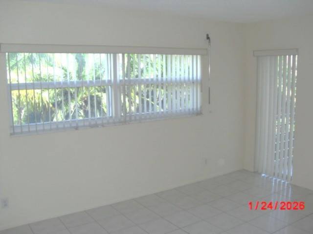 Apartment for rent at 1000 NE 14th Ave #503, Hallandale, FL 33009
