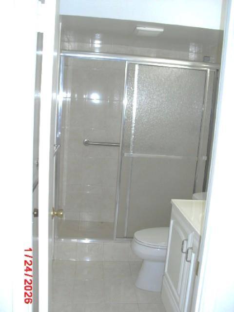 Apartment for rent at 1000 NE 14th Ave #503, Hallandale, FL 33009
