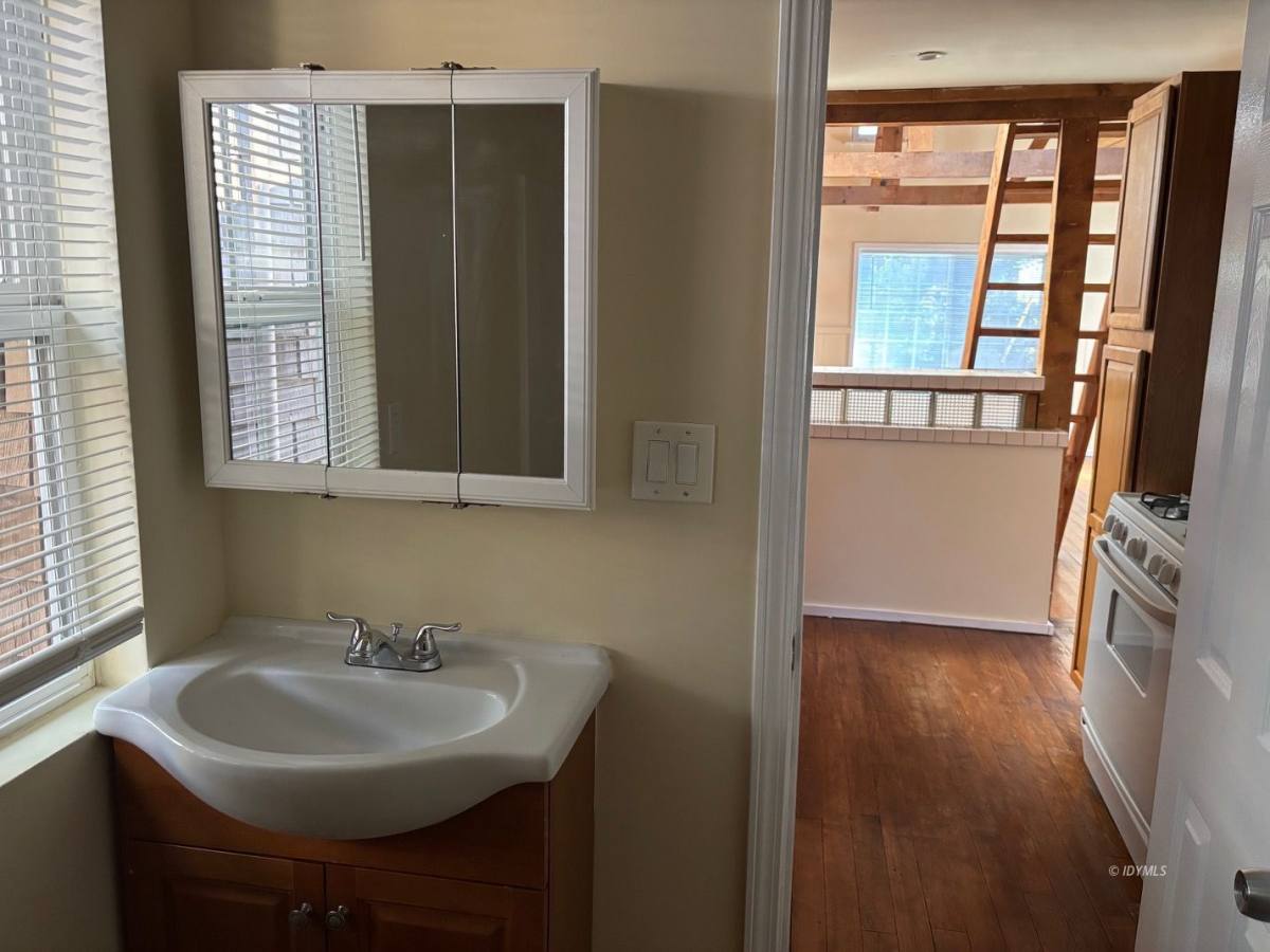 Apartment for rent at 52740 Pine Cove Rd #527401A, Idyllwild, CA 92549