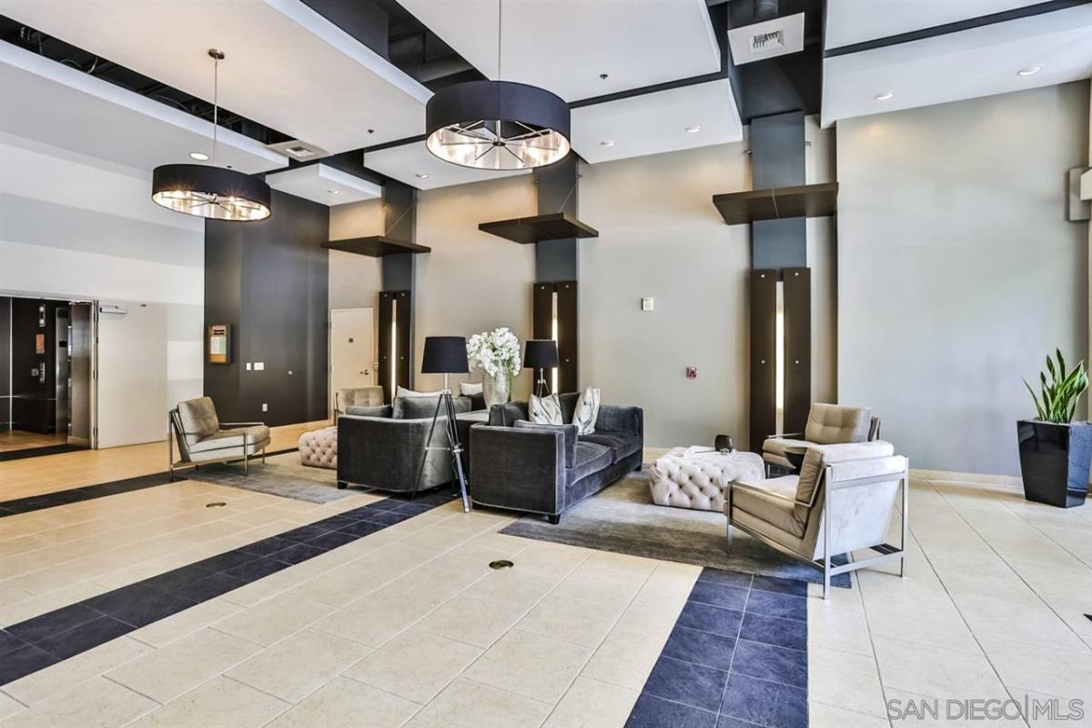 Apartment for rent at 253 Tenth Ave #1302, San Diego, CA 92101