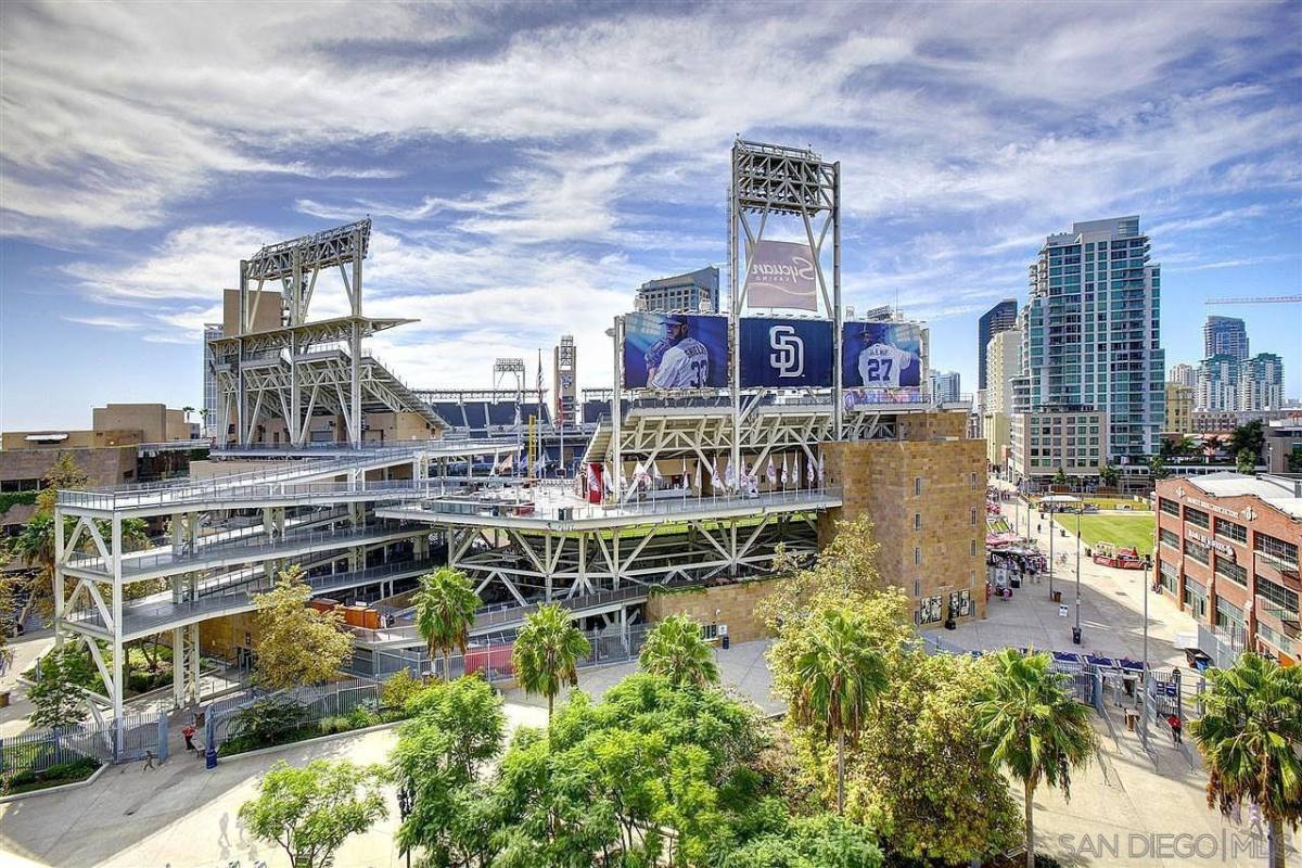 Apartment for rent at 253 Tenth Ave #1302, San Diego, CA 92101