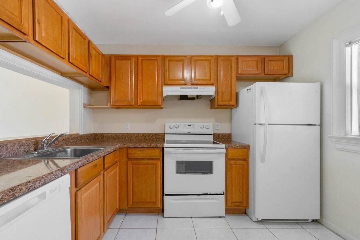 Condo for rent at 6736 Palmetto Circle S #105, Boca Raton, FL 33433