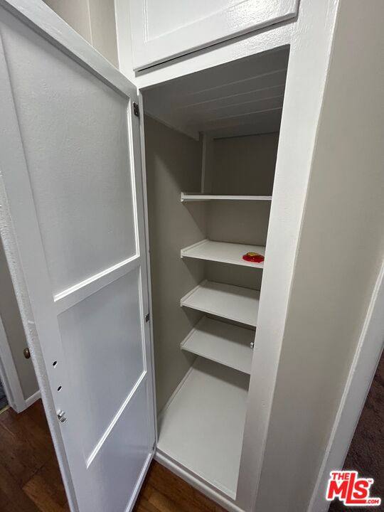 Apartment for rent at 4086 Abourne Rd #4086A, Los Angeles, CA 90008