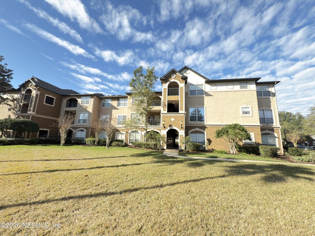 Condo for rent at 10961 Burnt Mill Rd #225, Jacksonville, FL 32256