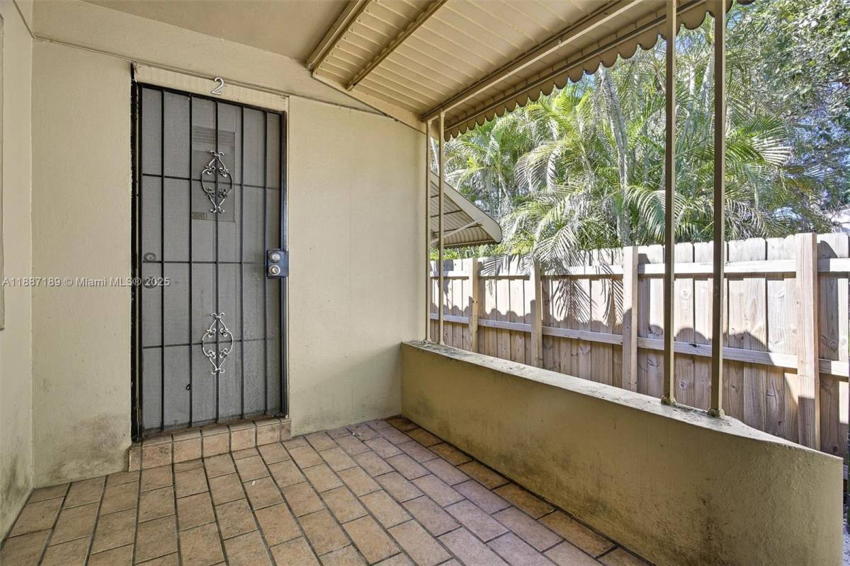 Apartment for rent at 1718 Pierce St #2, Hollywood, FL 33020
