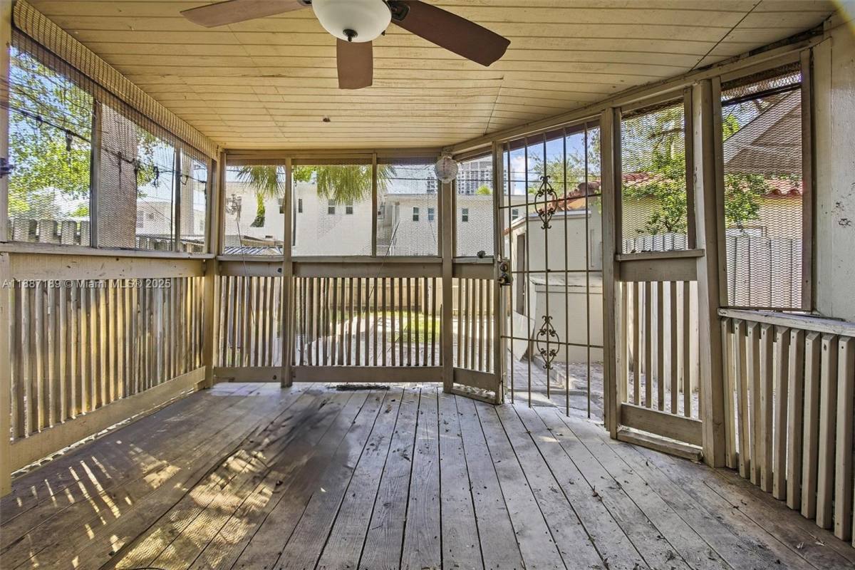 Apartment for rent at 1718 Pierce St #2, Hollywood, FL 33020