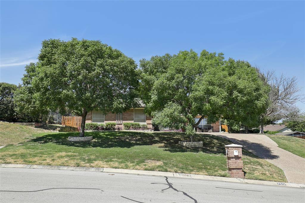 Apartment for rent at 7512 Woodside Hill Court, Fort Worth, TX 76179