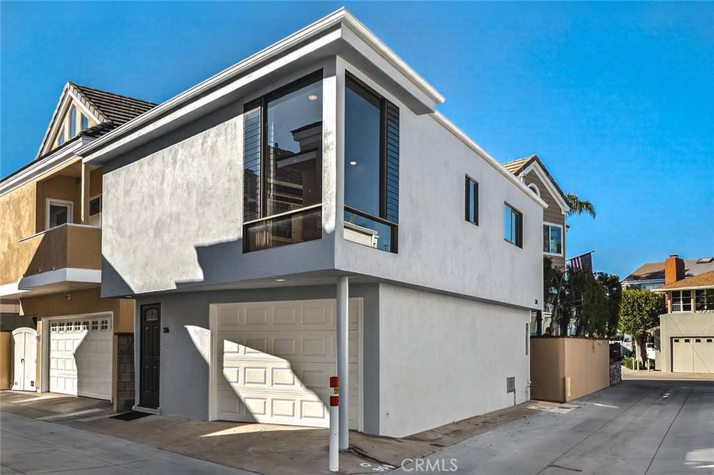 Apartment for rent at 226 Garnet Ave #226, Newport Beach, CA 92662