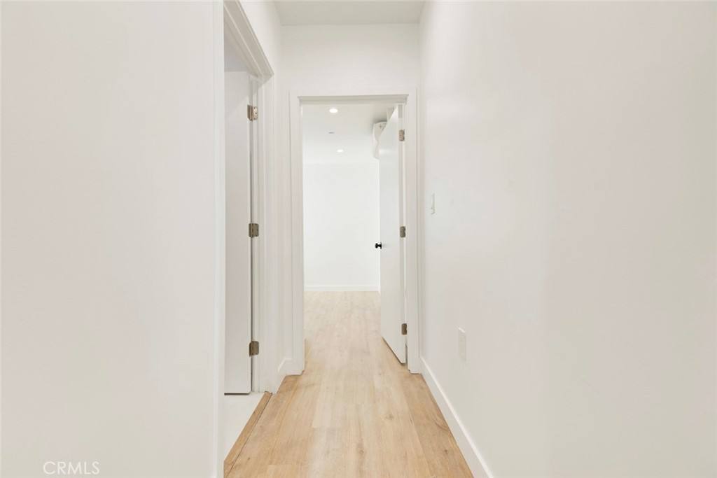 Townhouse for rent at 5648 Cartwright Ave, North Hollywood, CA 91601