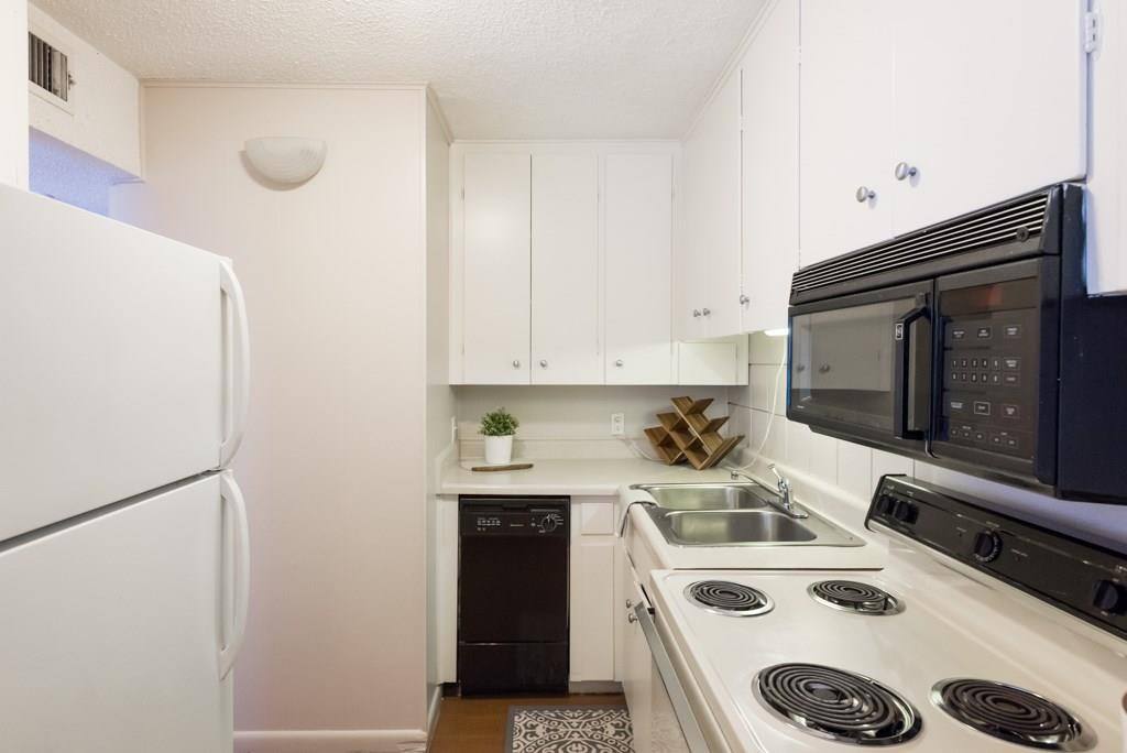 Apartment for rent at 3212 Red River St #202, Austin, TX 78705