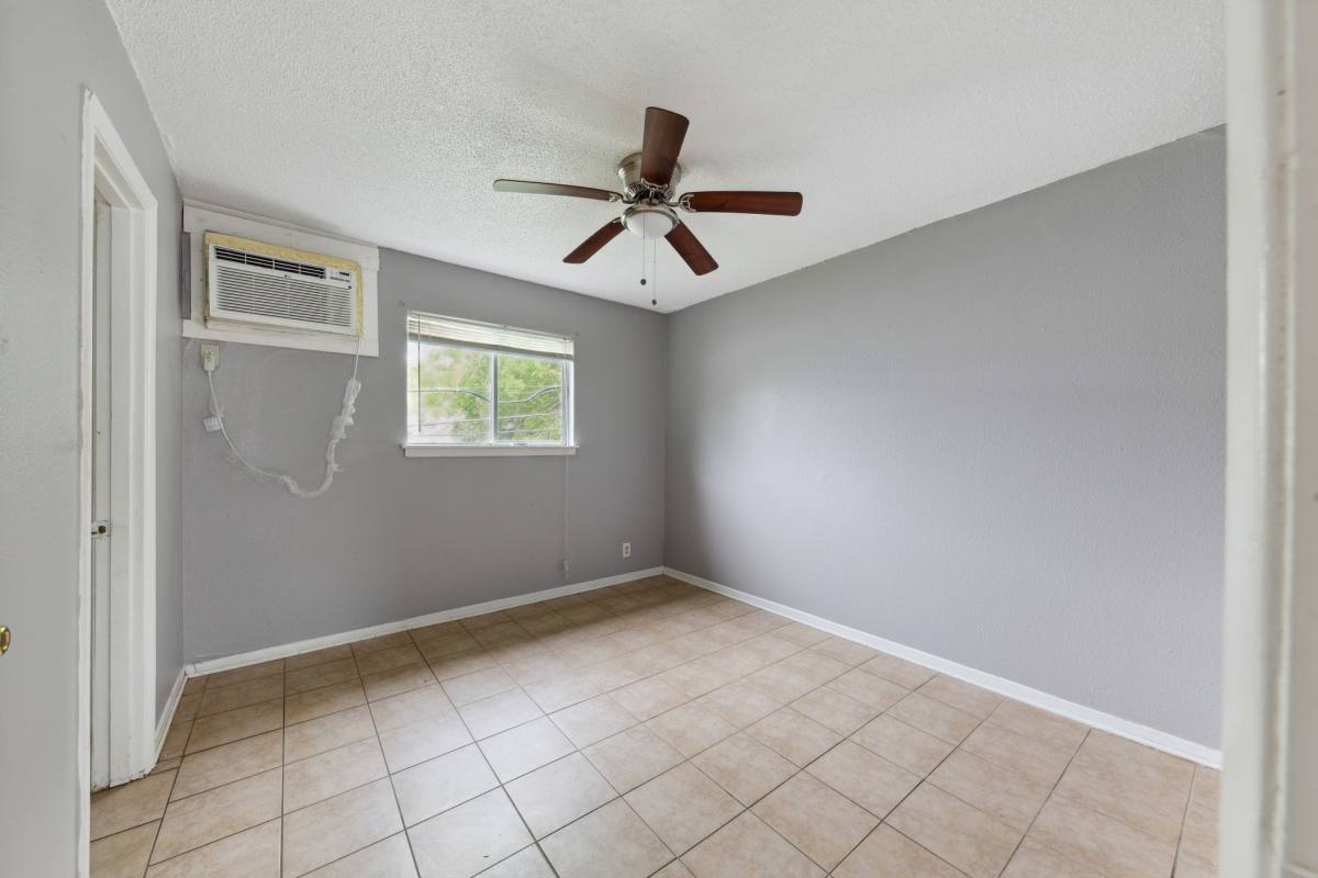 Apartment for rent at 3906 Video St #3906F, Dickinson, TX 77539