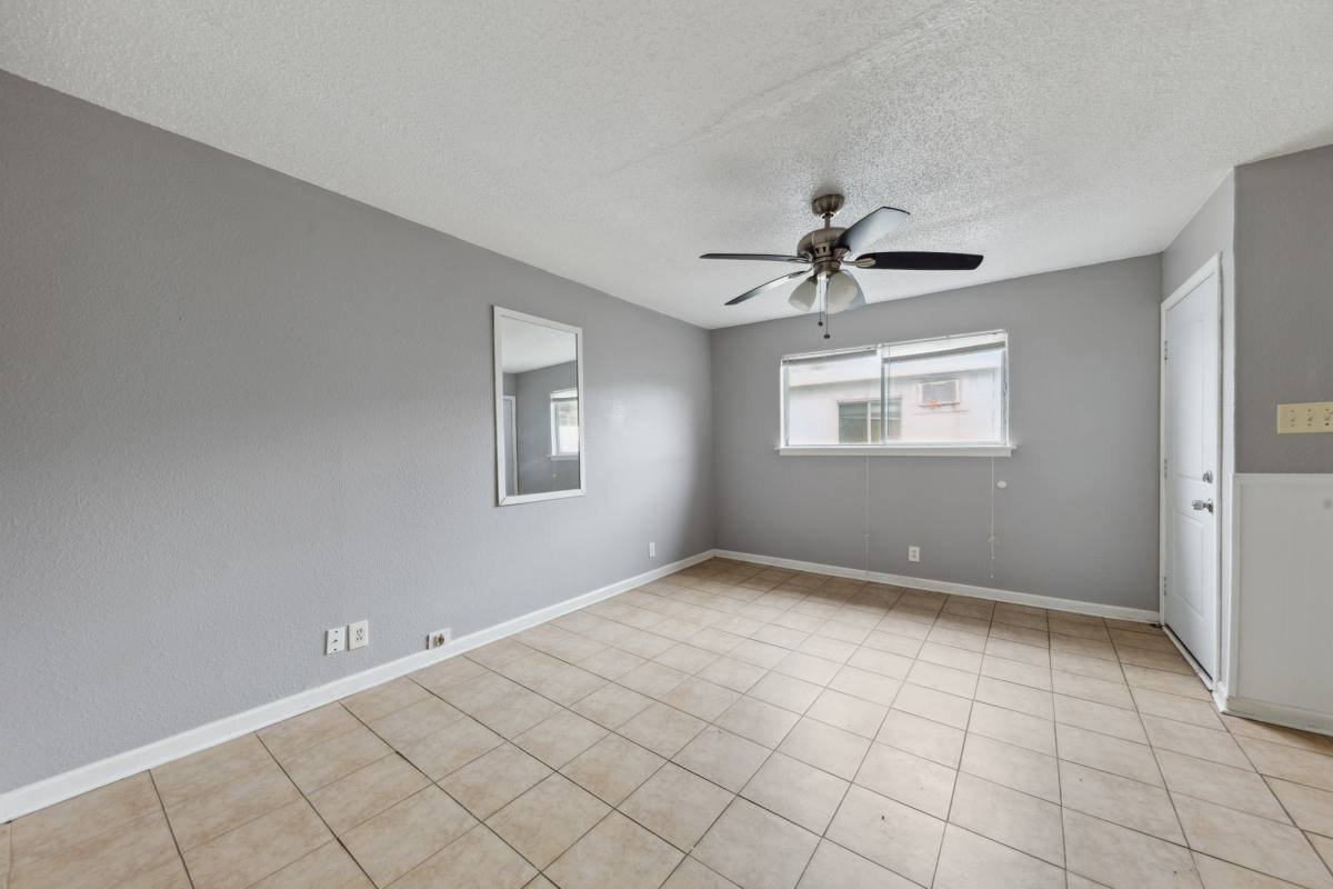 Apartment for rent at 3906 Video St #3906F, Dickinson, TX 77539