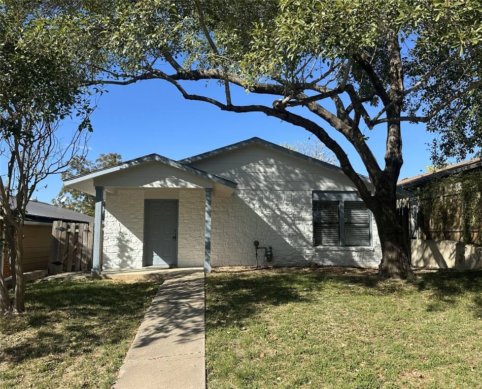 Apartment for rent at 5724 Signal Point, Austin, TX 78724