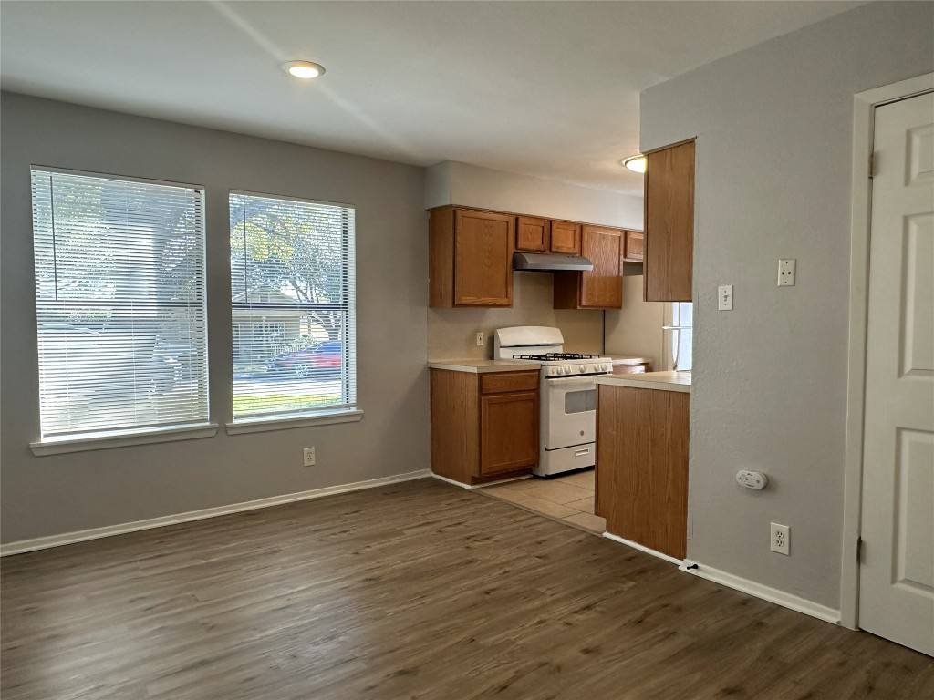 Apartment for rent at 5724 Signal Point, Austin, TX 78724