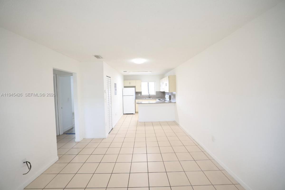 Apartment for rent at 6165 W 22nd Court #202, Hialeah, FL 33016