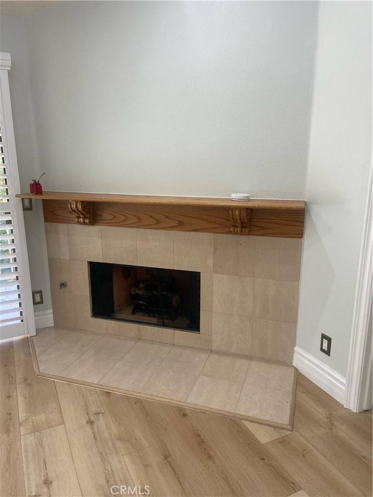 Townhouse for rent at 5727 Etiwanda Ave #3, Tarzana, CA 91356