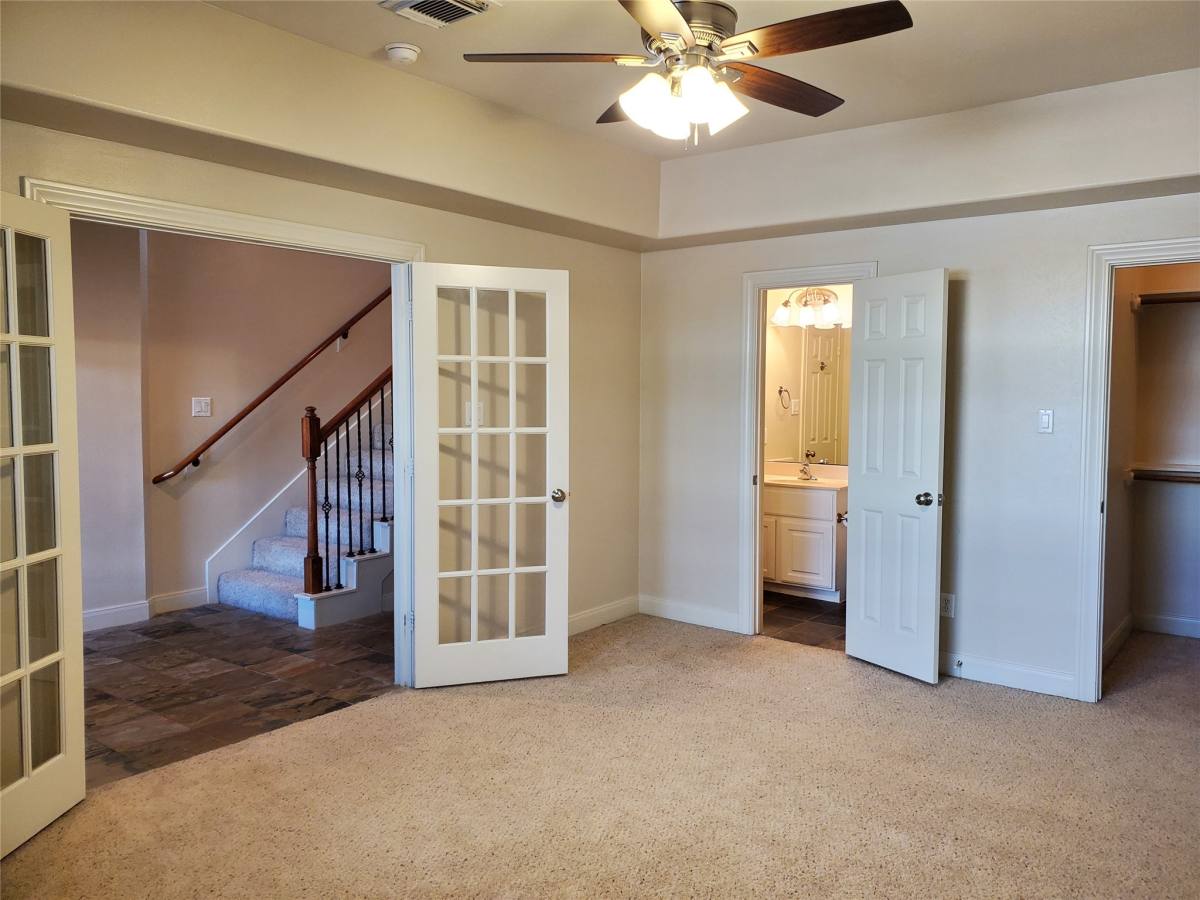 Townhouse for rent at 326 Malone St #326, Houston, TX 77007