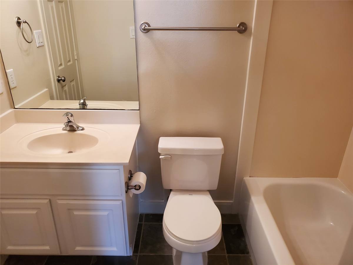 Townhouse for rent at 326 Malone St #326, Houston, TX 77007