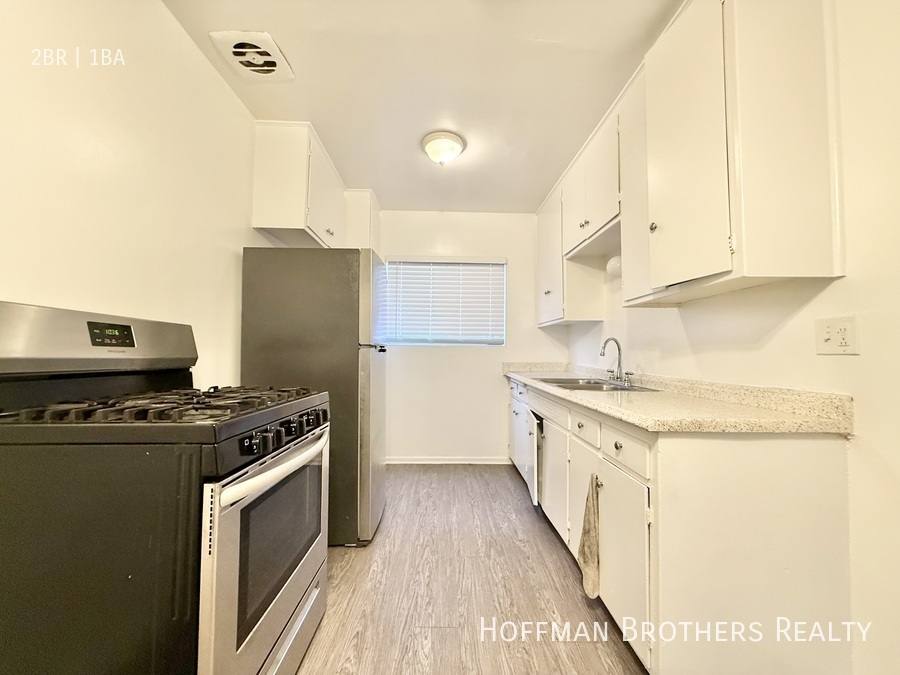 Apartment for rent at 845 Victor Ave #5, Inglewood, CA 90302