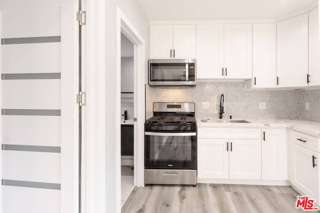 Apartment for rent at 7420 Vanalden Ave, Reseda, CA 91335