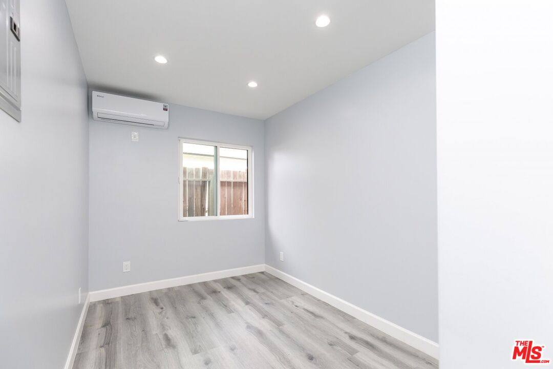 Apartment for rent at 7420 Vanalden Ave, Reseda, CA 91335