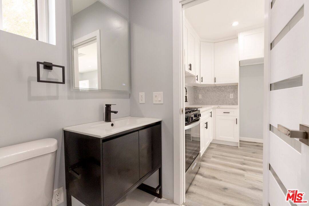 Apartment for rent at 7420 Vanalden Ave, Reseda, CA 91335